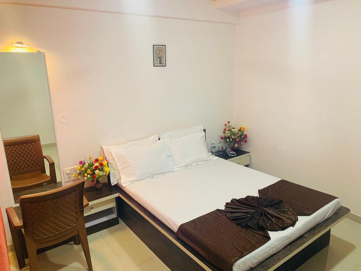 Stay Classy Mahābaleshwar Buitenkant foto